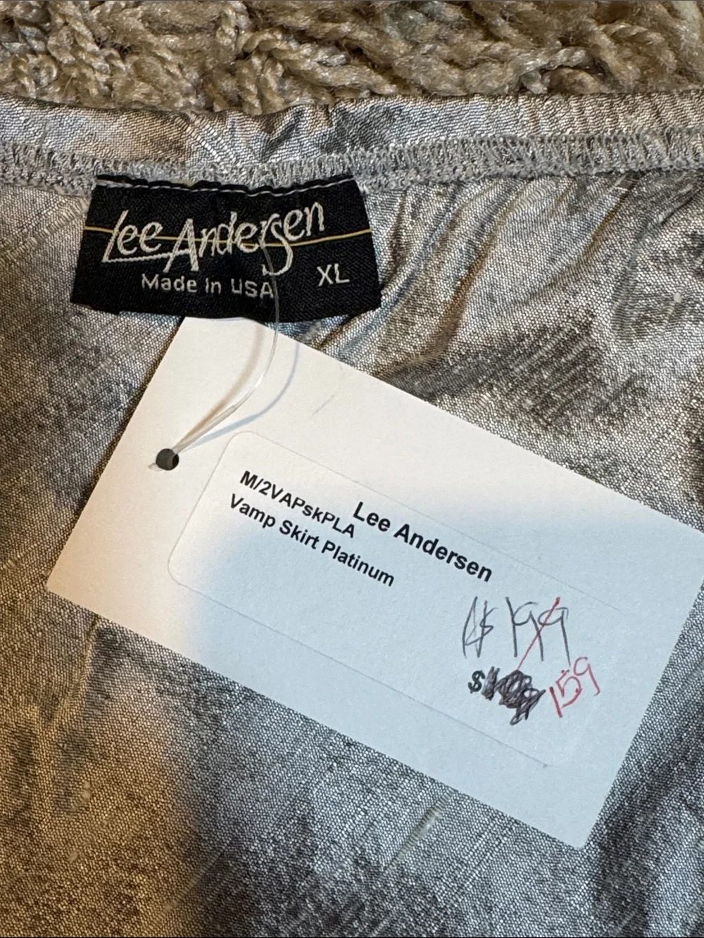 NWT Lee Andersen Vamp Skirt in Platinum with Decorative Rosette size XL